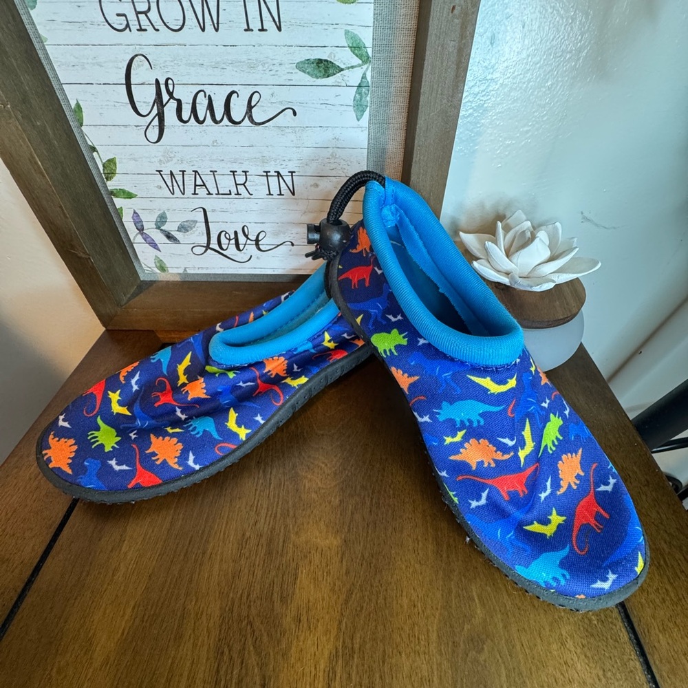Colorful Dinosaur Kids Shoes Size 11-12